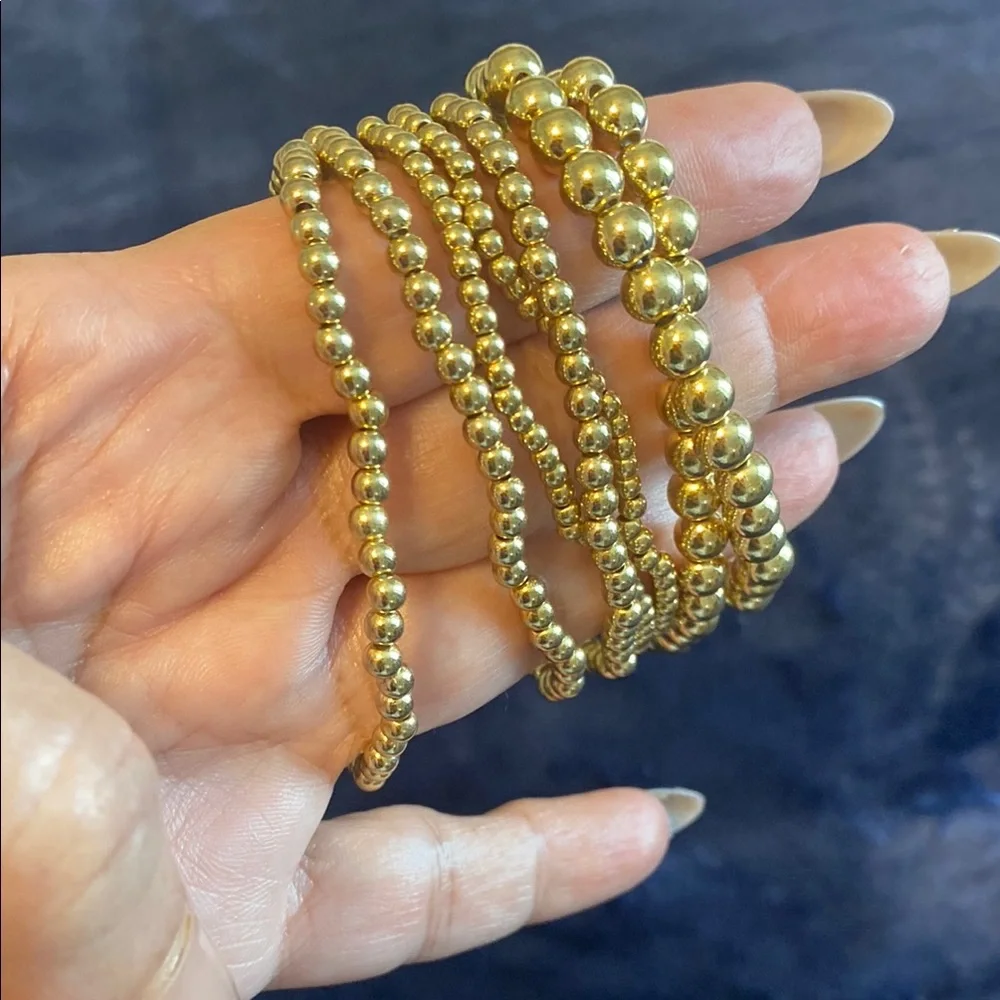 Elegant Gold Beaded Bracelets - Picture 5 of 6